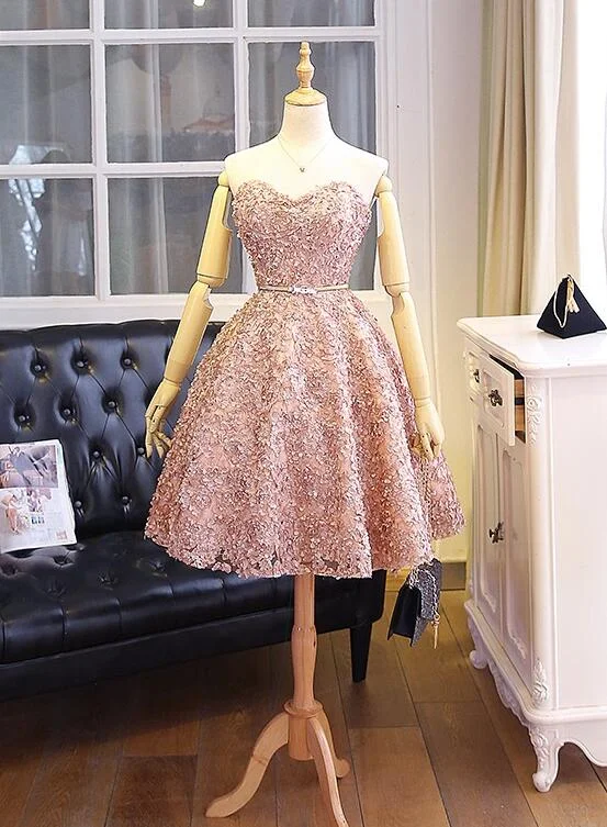 Cute Sweetheart Short Lace Party Dress, Homecoming Dress sweetheart Neckline Romantic